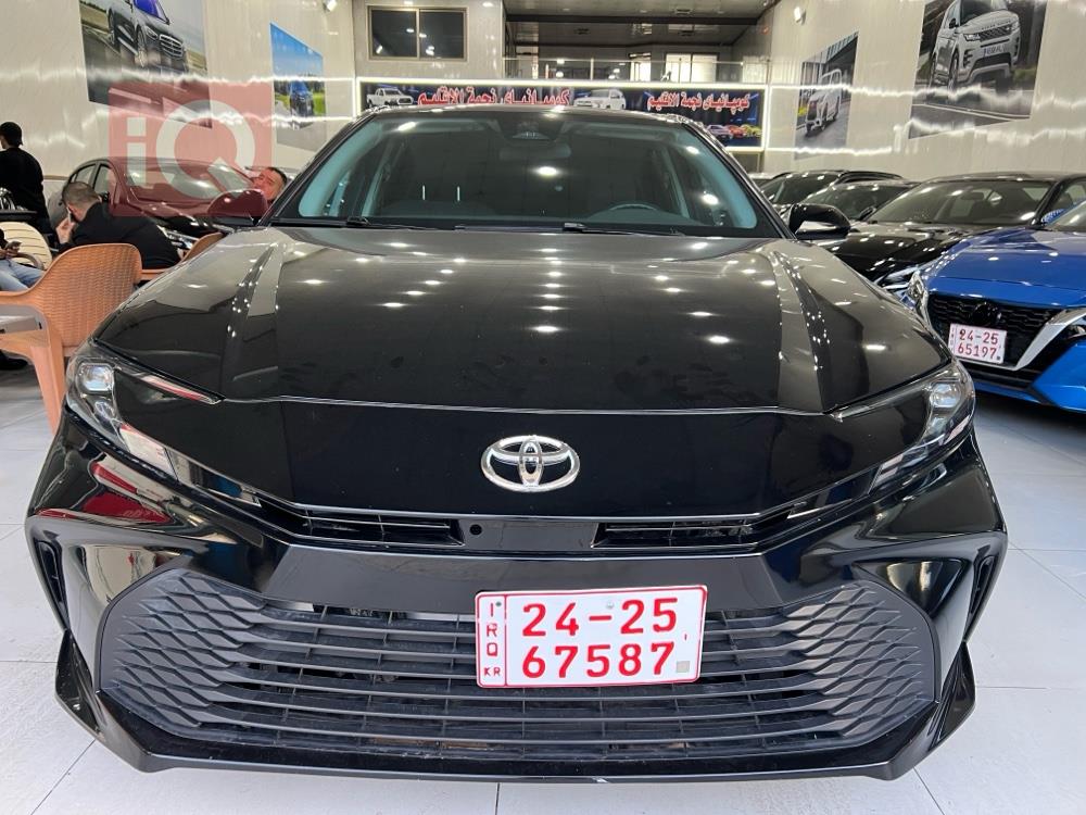 تۆیۆتا کامری